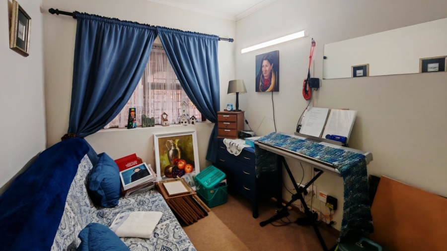 3 Bedroom Property for Sale in Deoville Park Western Cape